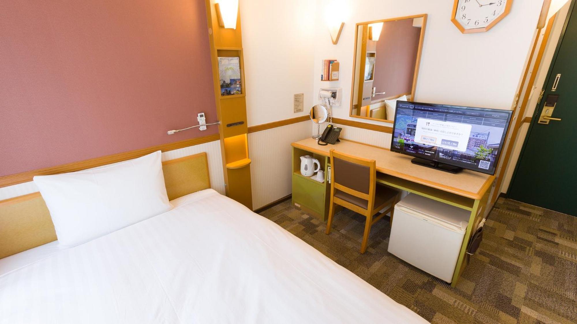 Toyoko Inn Takasaki Eki Nishi Guchi No 2 Buitenkant foto