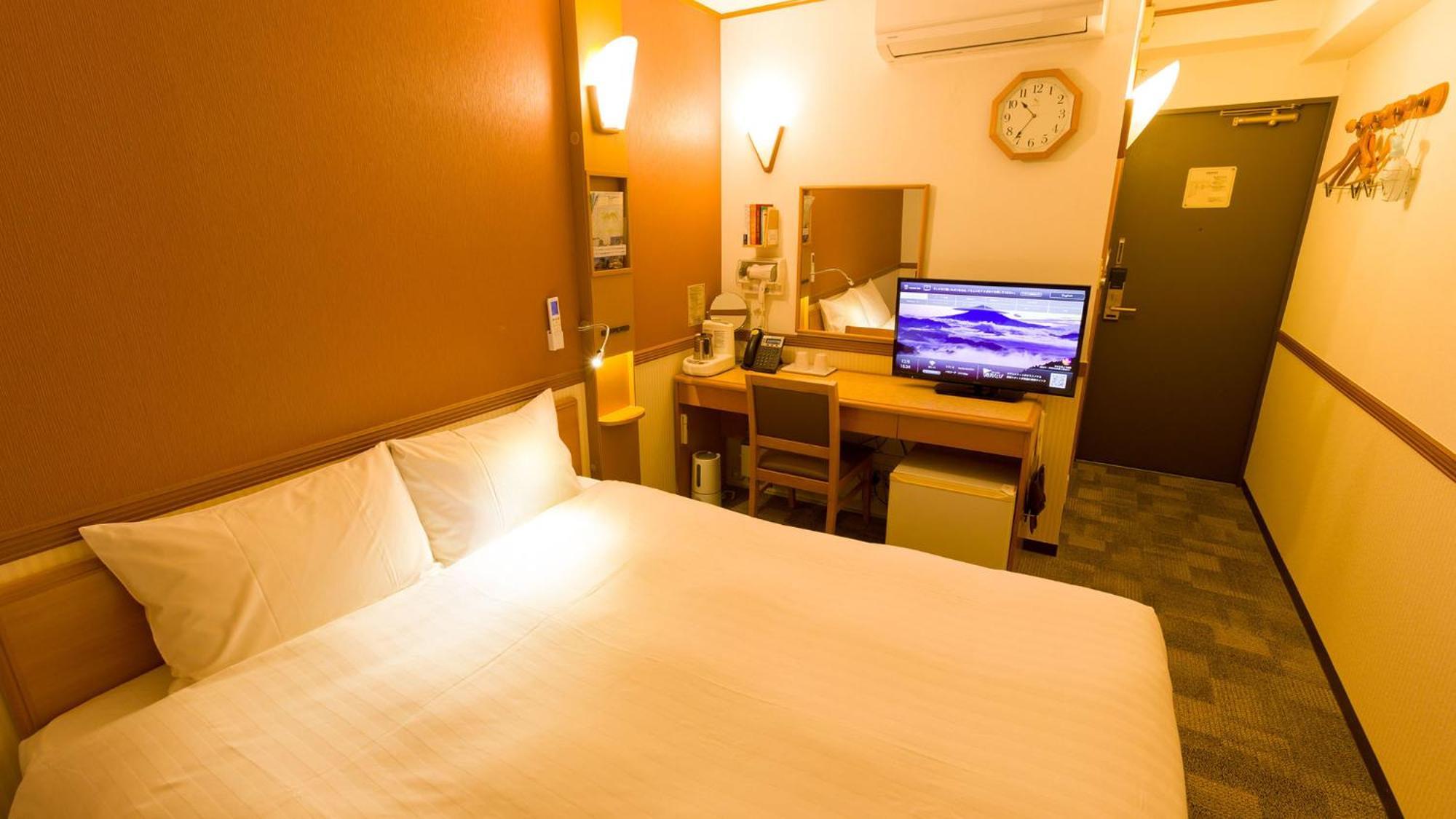 Toyoko Inn Takasaki Eki Nishi Guchi No 2 Kamer foto