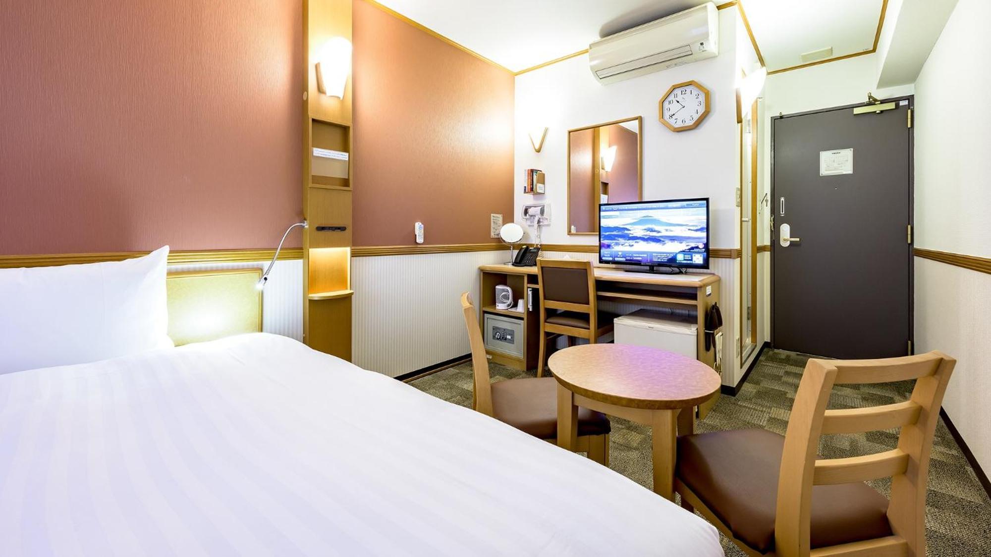Toyoko Inn Takasaki Eki Nishi Guchi No 2 Kamer foto