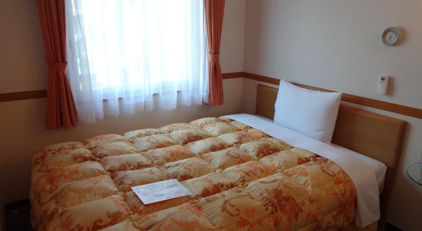 Toyoko Inn Takasaki Eki Nishi Guchi No 2 Buitenkant foto